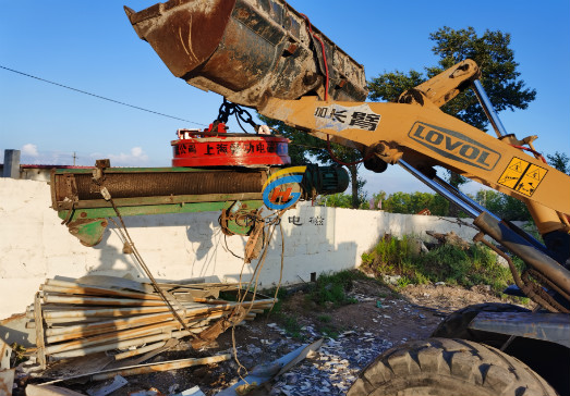 铲车用24v废钢起重电磁铁