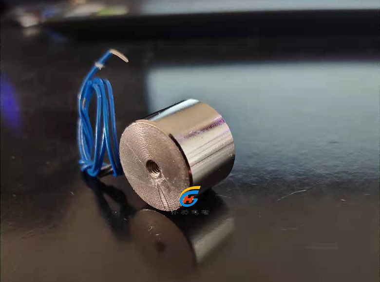 24V机械手用凸形电磁铁厂家