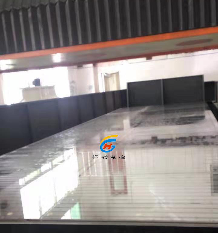 大水磨用电永磁吸盘2米X4米