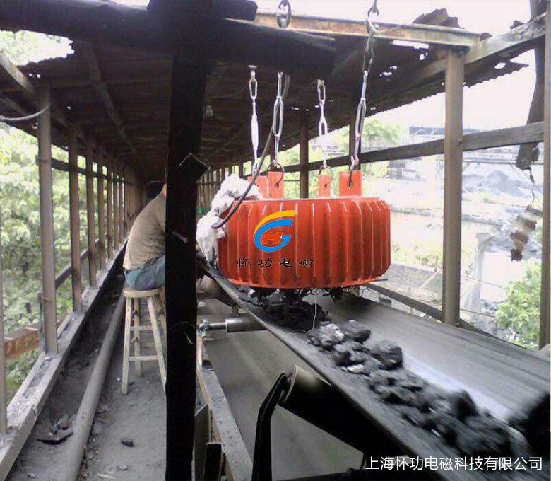 地上矿石用电磁除铁器