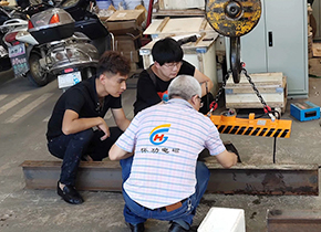 石家庄中铁局来公司洽谈